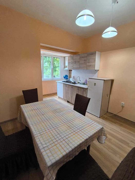 Дава се под наем Тристаен апартамент в Варна, Център - 92 кв.м за 612 € - Снимка #7