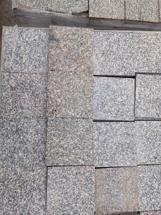 Granit Koksaroy tabbiy tosh Bruschatka