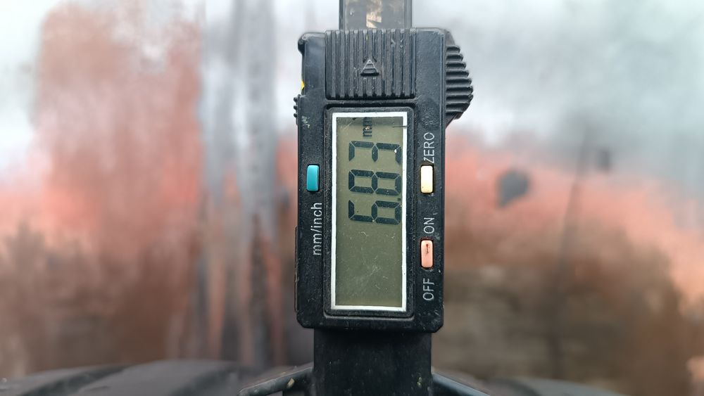 255/35/19 Uniroyal Дот 0822
