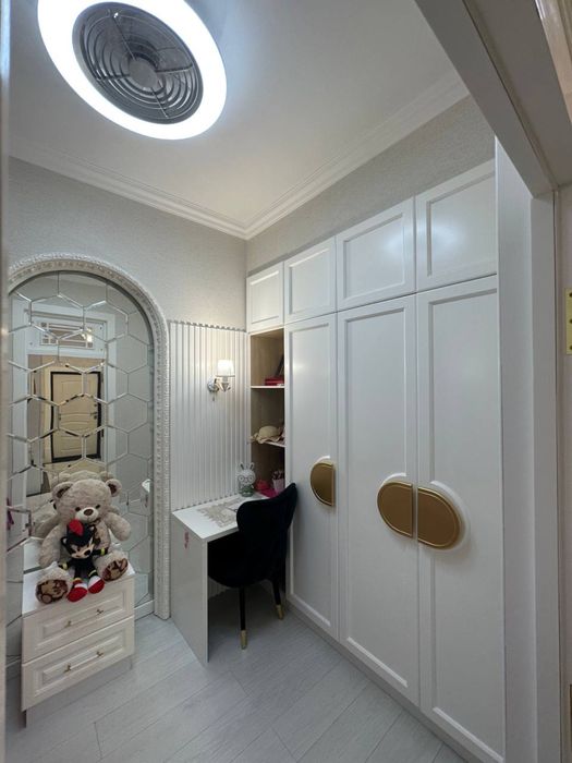 Срочно!! Юнусабад 4 Кв новостройка