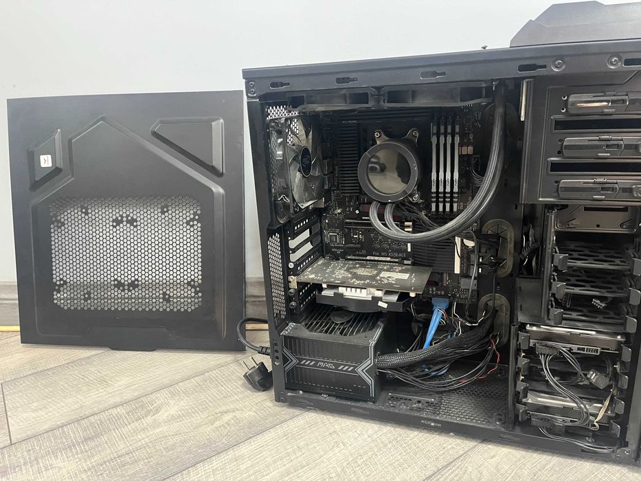 Серверный компьютер