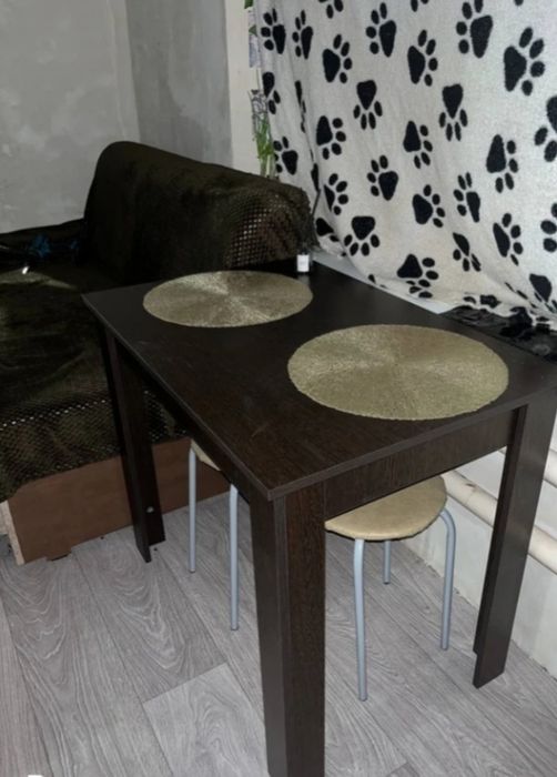 Кухонный стол продам