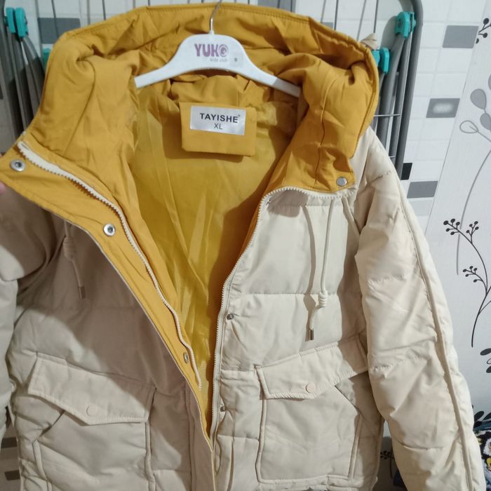 Женские куртки, ветровки