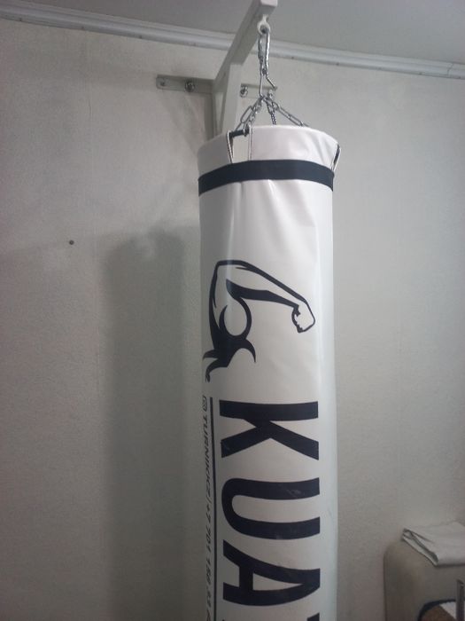 Груша 120см 40кг с кранштейном вместе