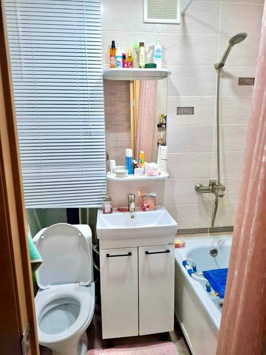 1-комн ДК Строитель 4 этаж БАЛКОН