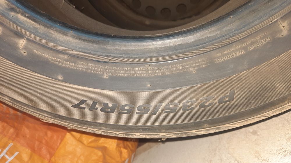 235x55 R17 3ta bor