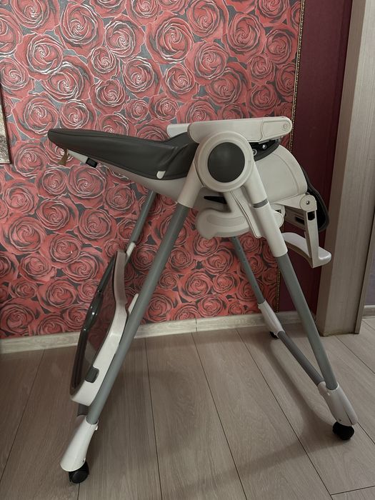 Продам стульчик для кормления