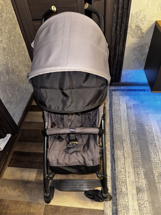 Продается коляска chico lite way