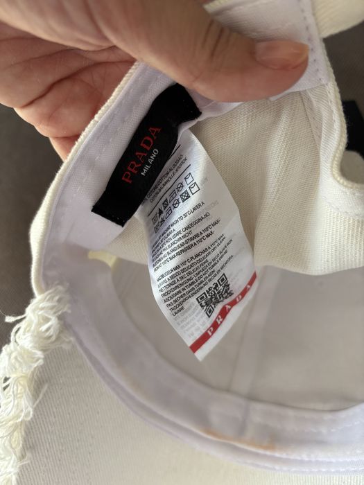 Șapcă alba print logo