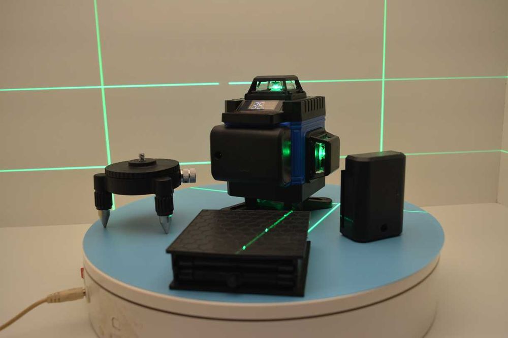 New Contine două Lithium Batteries  Oferta Nivela Laser verde 4D profesional kit complet  Oferta Nivelă fascicul kkamoon 16 lini 4D fascicul unda verd