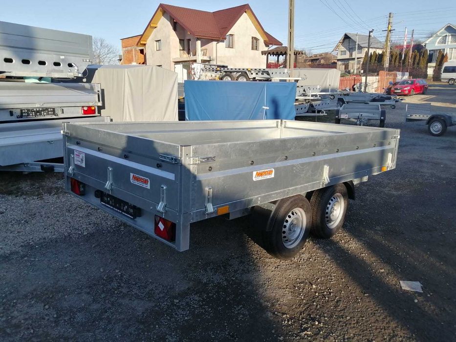 Remorca dreapta cu 2 axe cu 750 kg, noua, categ. B, posibilitate rate