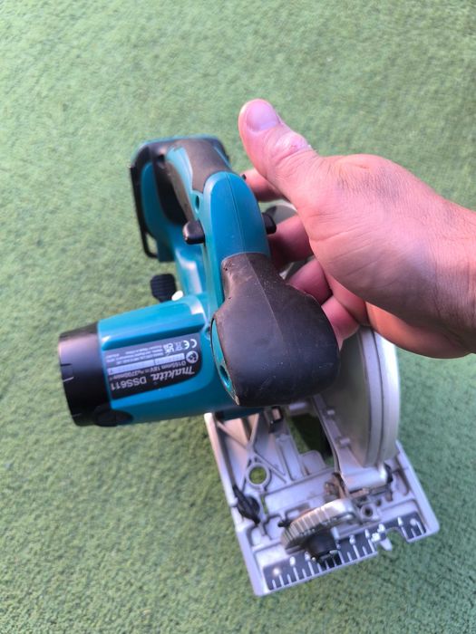 Ръчен циркуляр makita