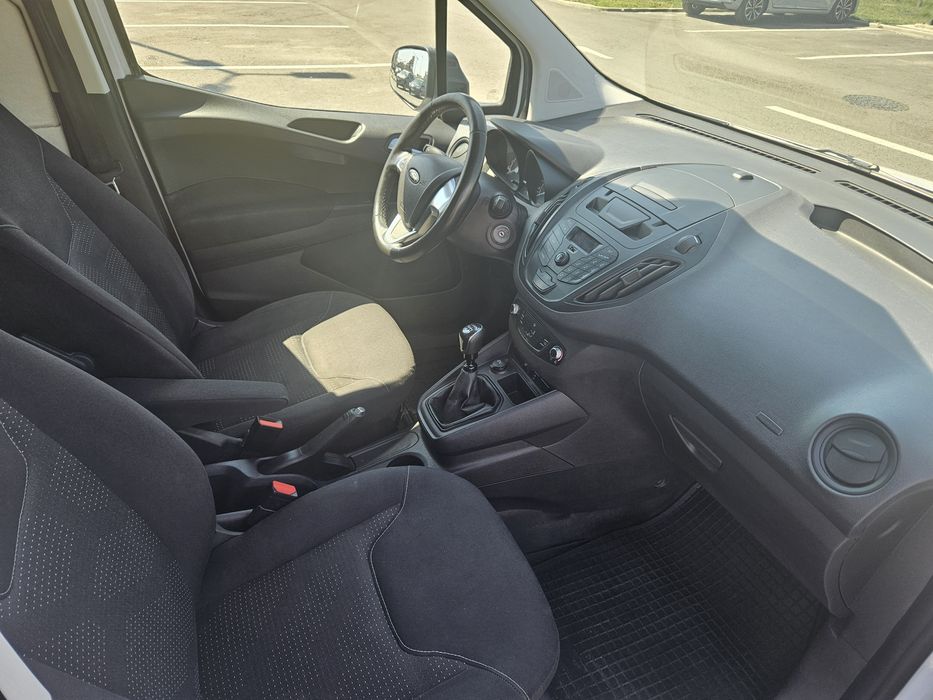Ford Transit Courier