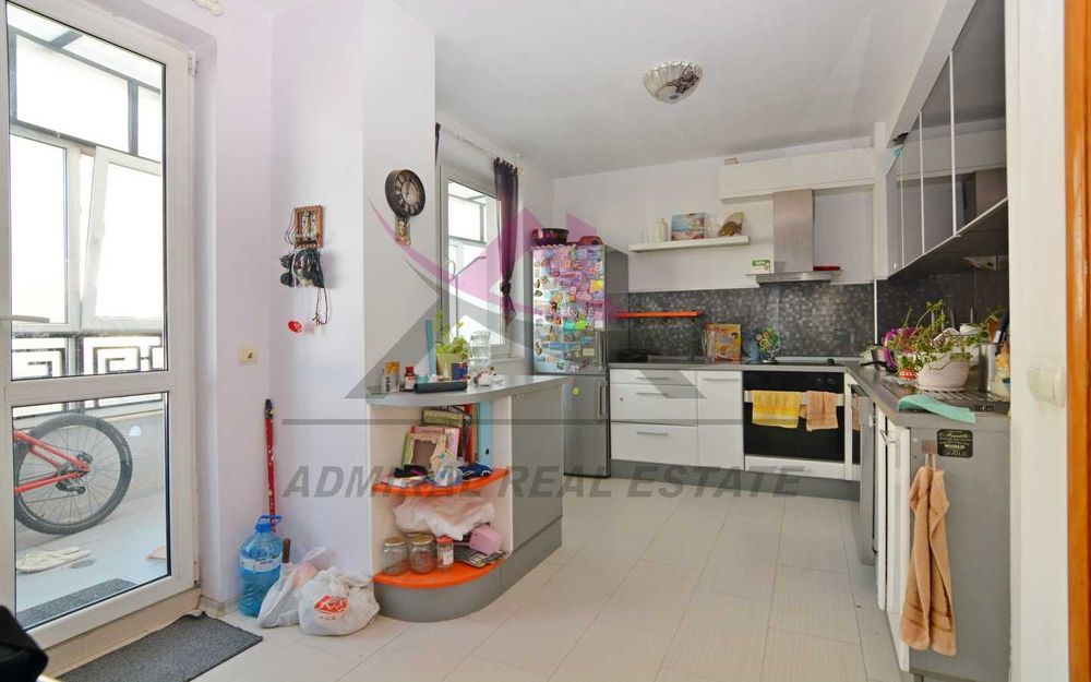 Дава се под наем Мезонет в Варна, Лятно кино Тракия - 138 кв.м за 747.66 € - Снимка #2