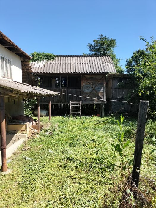 Vând Casă la Țară