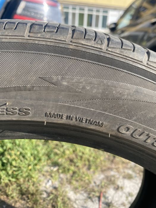 245/45/18 летняя шина