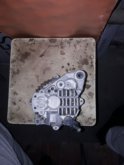 Генератор VW гольф 1.8 Субару 2.5 Ij
