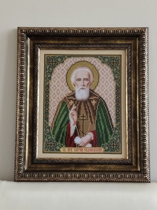 Картина вышитая бисером.