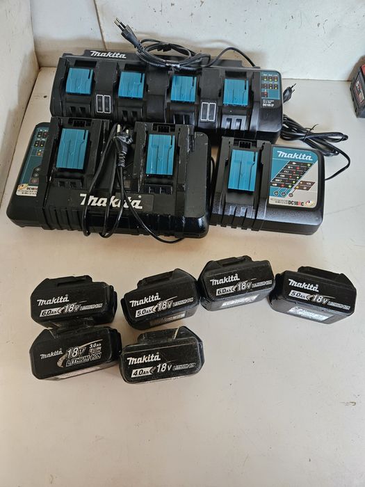 Vând încărcătoare, baterii makita