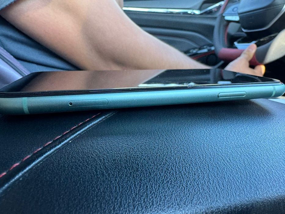 Айфон 11 на 128 Идеал