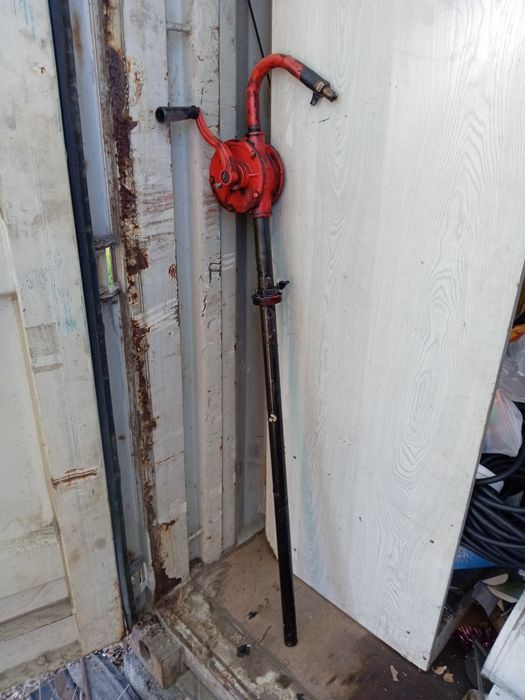 Насос для перекачки масла