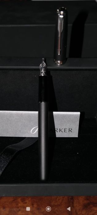 Ручка перьевая  Parker Sonnet Black Lacque r CT
