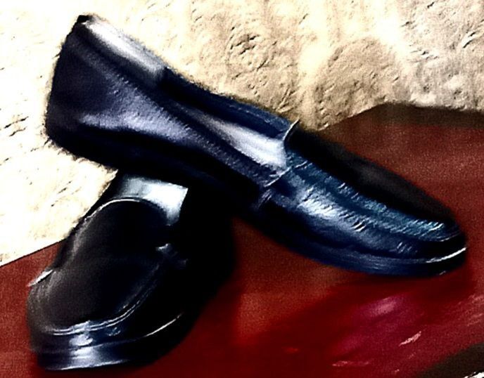 Туфли женские, кожаные, в хорошем состоянии.