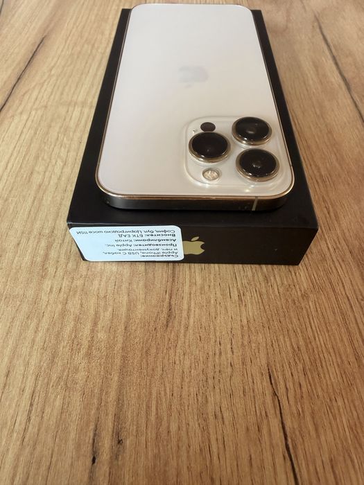 Телефон Iphone 13 pro