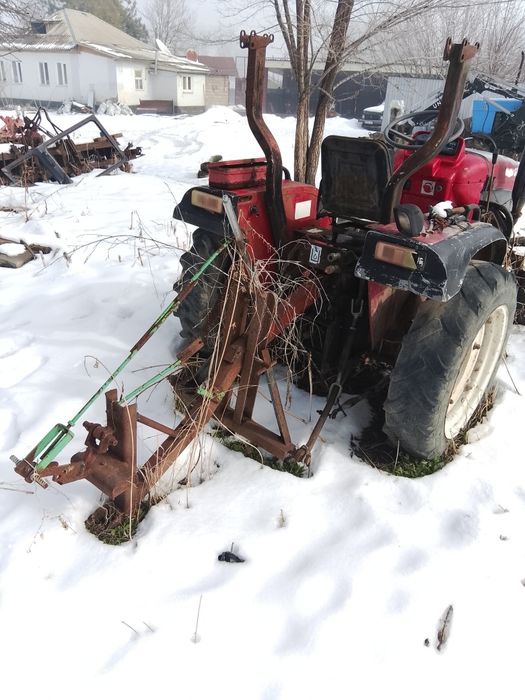 Мини трактор на ходу