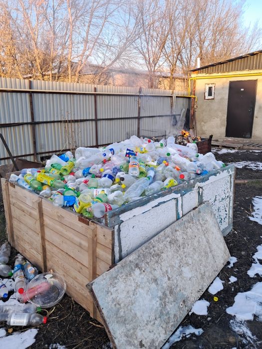 Продам баклашки  б.у