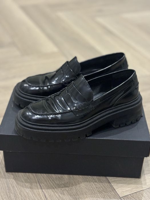 Лоферы Massimo Dutti кожа черные 35