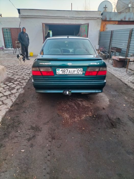 Нисан премьера 1995 год