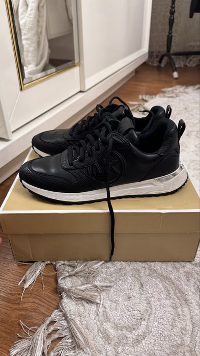 Кросы Michael Kors original