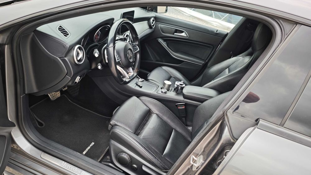 Всичко Платено/Напълно Обслужен CLA220 Mercedes
