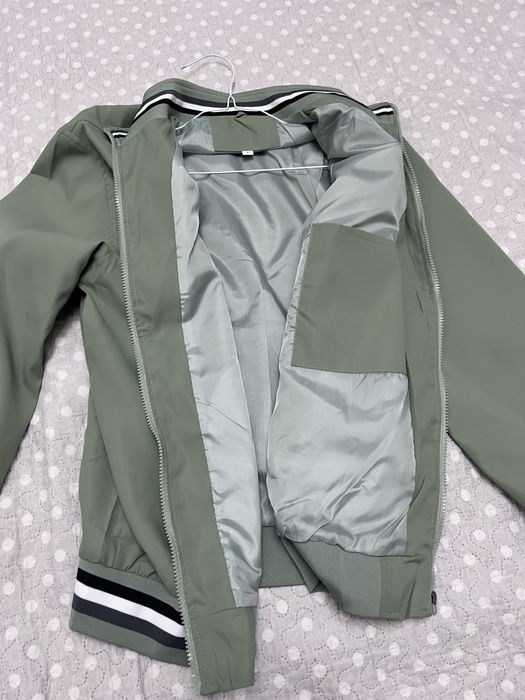 Куртка мужская новая.