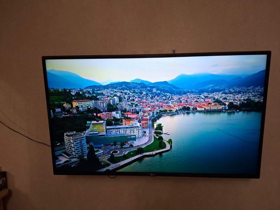 Телевизор LG  43 диаганаль(109см)