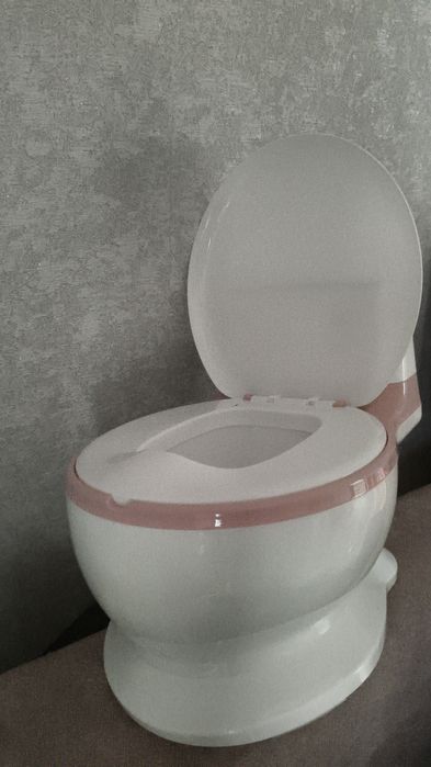 Продам детский горшок и каталки (талакары)