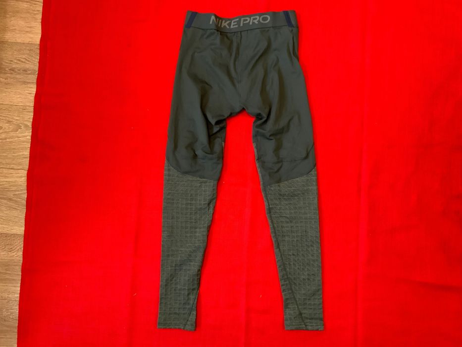 Nike pro-оригинален клин 50-52л