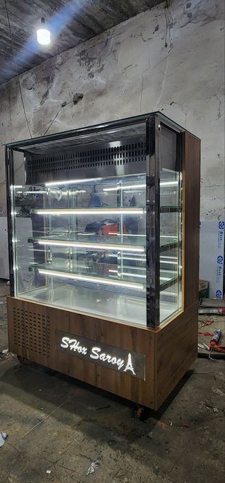 Витрина холодильник