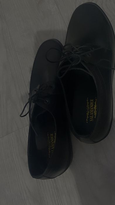 Продаются туфли большого размера