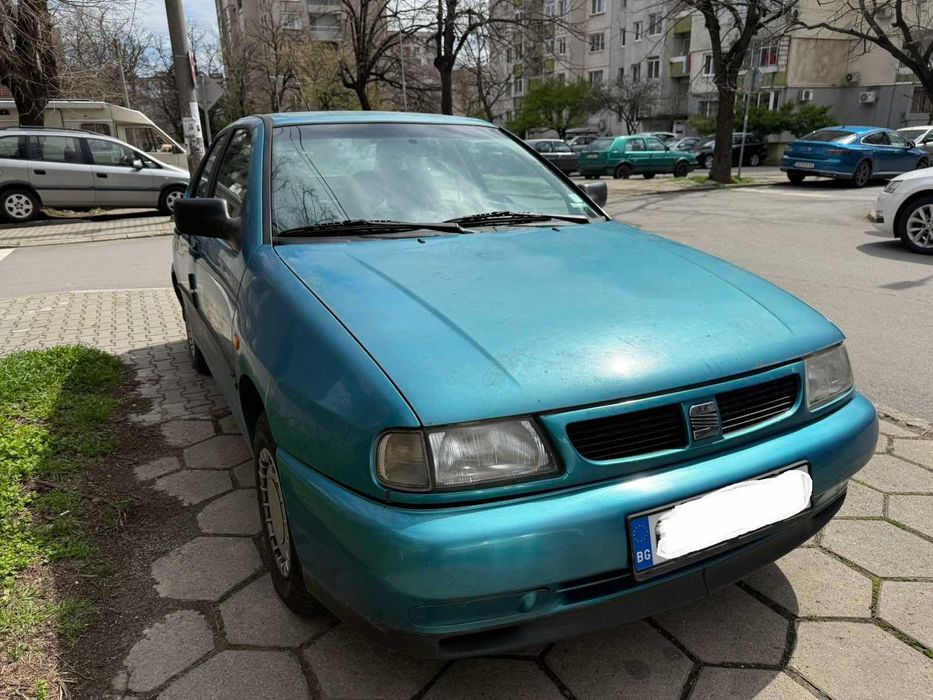SEAT Cordoba 1,6 бензин климатик 1997