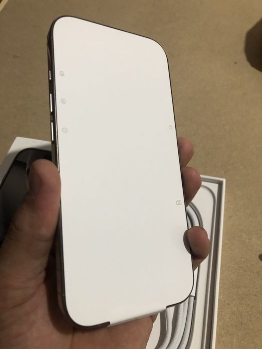 IPhone 16 pro 256 gb