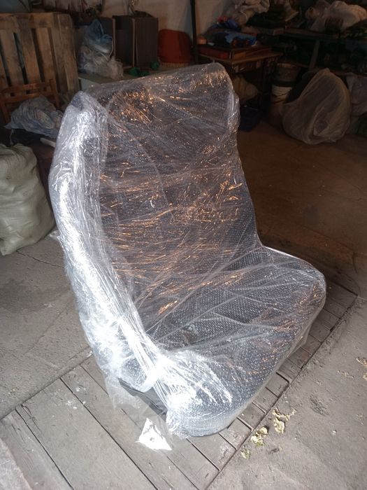 Продам пассажирское сиденье на Некст