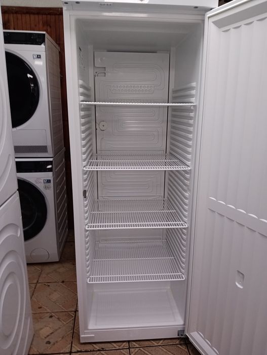 Професионален голям хладилник охладител Liebherr с две години гаранция