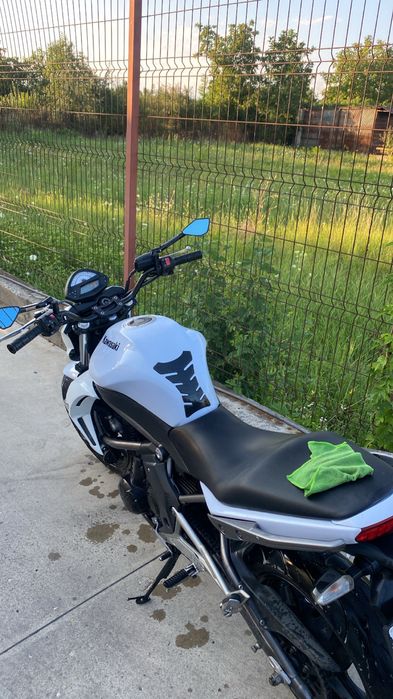 Kawasaki ER6N A2 - 2009