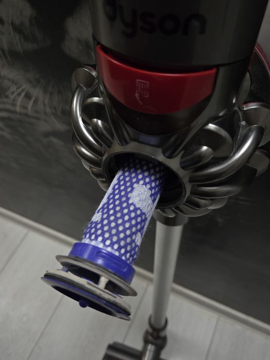 Dyson V8 Motorhead Acumulator Nou filtru