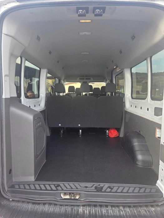 Ford Transit 8+1, 2023.