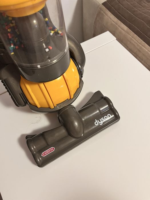 Aspirator Dyson pentru copii