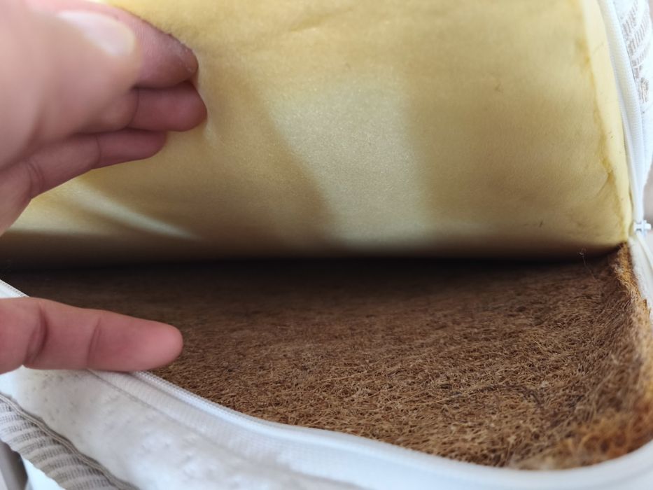 Детско / Бебешко легло с люлеещ се механизъм