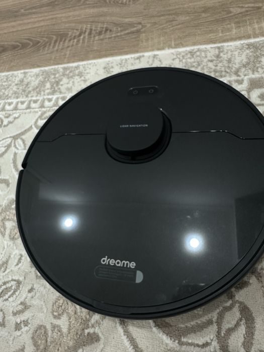 Робот-пылесос DREAME